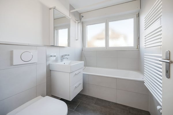 Charmante 5.5-Zimmer-Terrassenwohnung in Uetendorf – ab Juni 2026 verfügbar 8