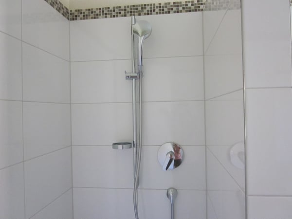 Charmante 4 Zimmer Maisonette Wohnung mit grossem Sonnenbalkon 10