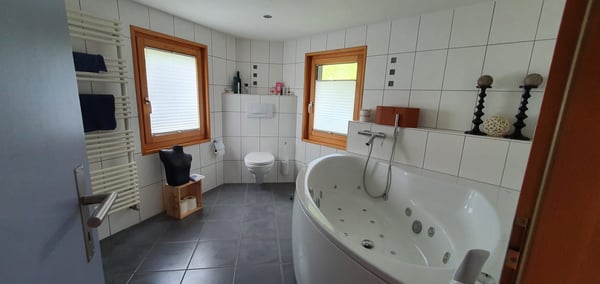 Charmantes 6-Zimmer-Einfamilienhaus in Ulisbach – Wohnen mit Stil und Komfort 10