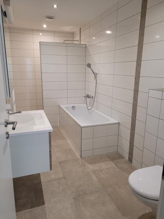 Appartement terrasse de 3.5 pièces à louer à Val Terbi 4