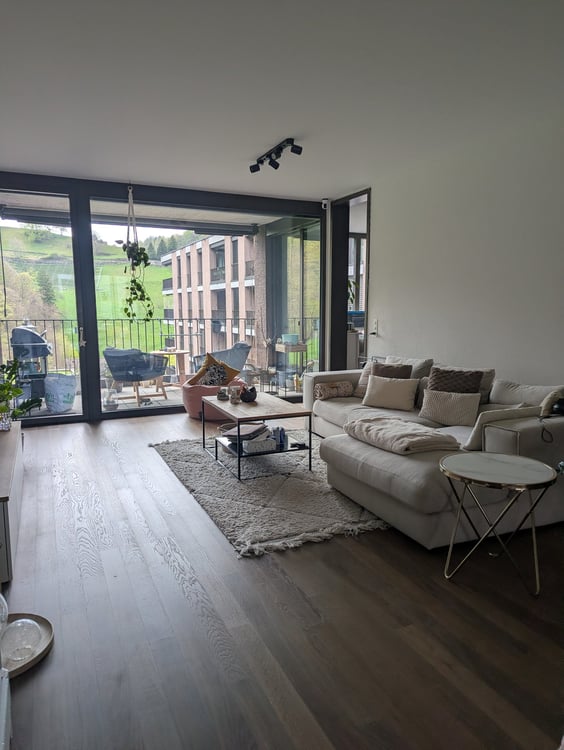 Moderne 4.5-Zimmer-Wohnung in Mels – mit Balkon und herrlicher Aussicht 8