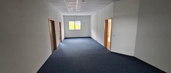 Bureaux spacieux à louer à Bevaix – 5,5 pièces, disponibles immédiatement 10