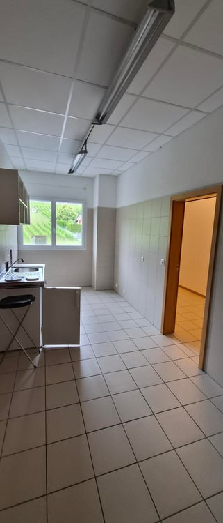 Bureaux spacieux à louer à Bevaix – 5,5 pièces, disponibles immédiatement 2