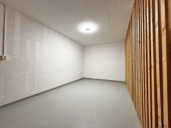 Grosse moderne 3.5 Zimmer Duplex-Wohnung mit Cheminée und Bergsicht - Wohnen über zwei Etagen 18