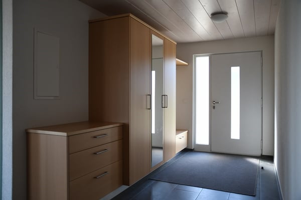 Grosszügige 6.5-Zimmer-Maisonette-Wohnung mit Bergblick in Rothenburg 8
