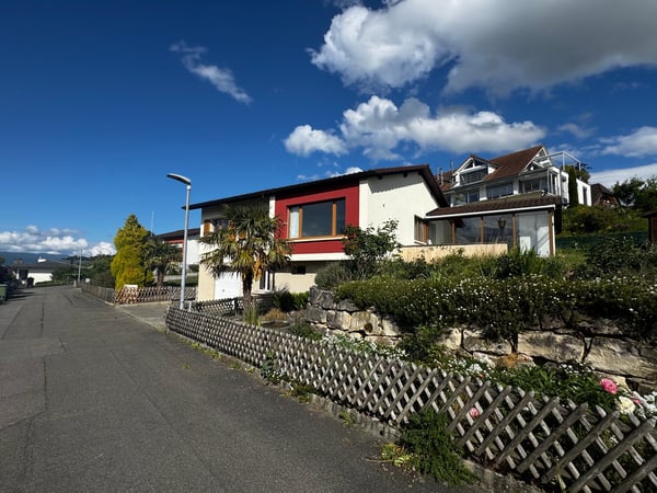 Charmantes Einfamilienhaus mit Seesicht in Mörigen 5