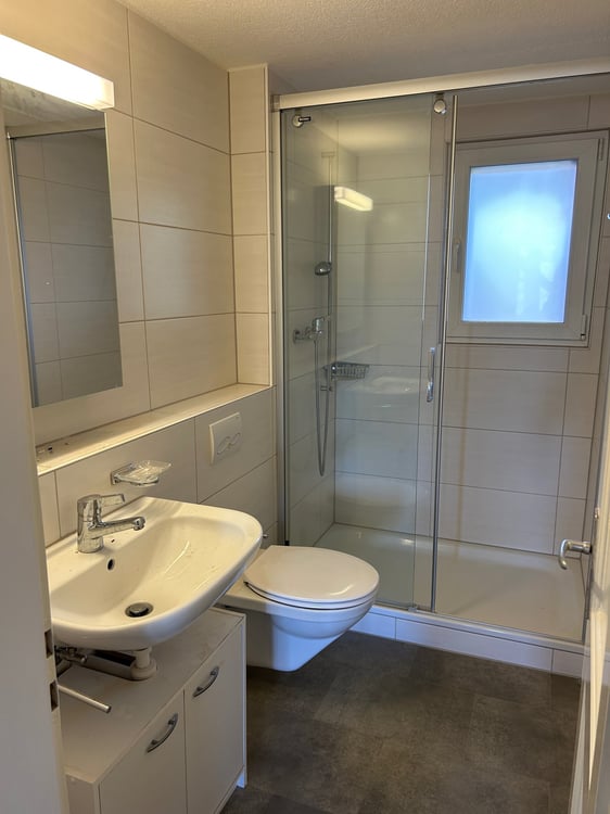 Charmante 4.5-Zimmer-Maisonette-Wohnung in historischem, ehemaligen Restaurant zum Jäger  – Ulmiz 30
