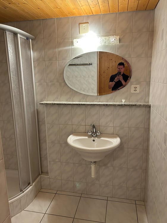 Charmante 4.5-Zimmer-Maisonette-Wohnung in historischem, ehemaligen Restaurant zum Jäger  – Ulmiz 15