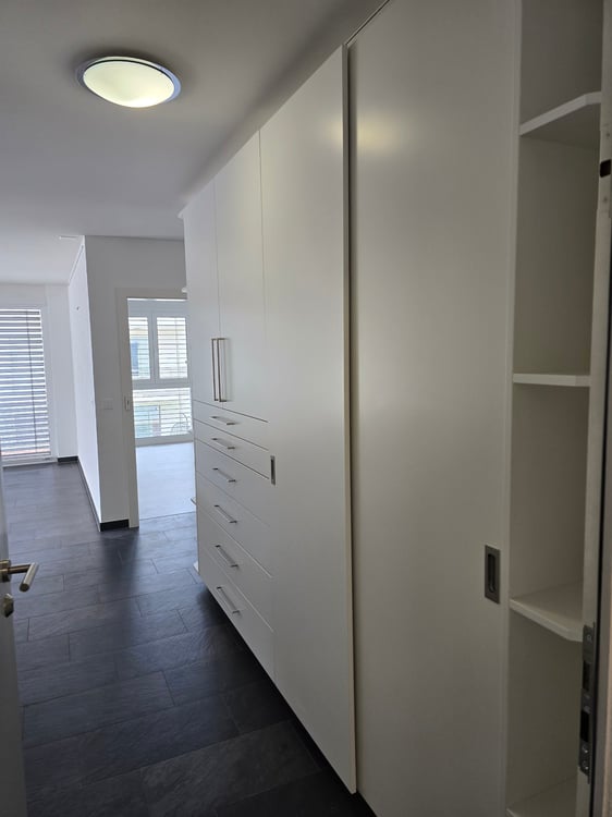 4.5p moderne à Sion avec vue sur les montagnes libre de suite 2