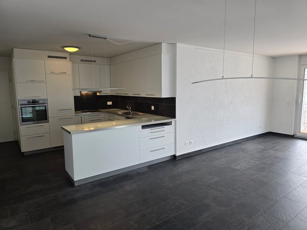 4.5p moderne à Sion avec vue sur les montagnes libre de suite 7