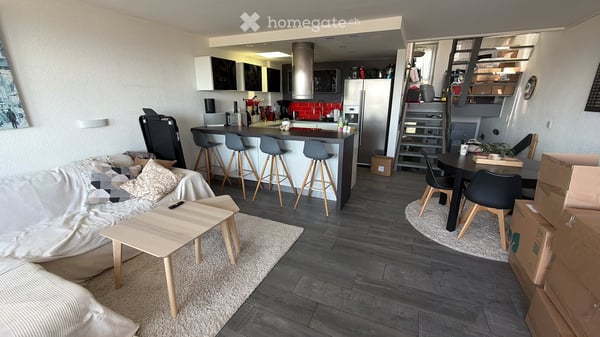Appartement avec terrasse et vue à Colombier 15