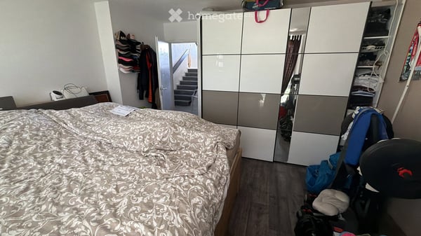 Appartement avec terrasse et vue à Colombier 10