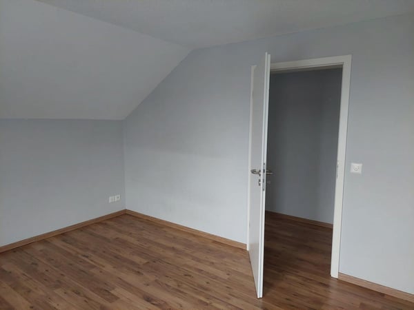Charmante 3.5-Zimmer-Dachwohnung in Kirchberg BE – sofort verfügbar 8