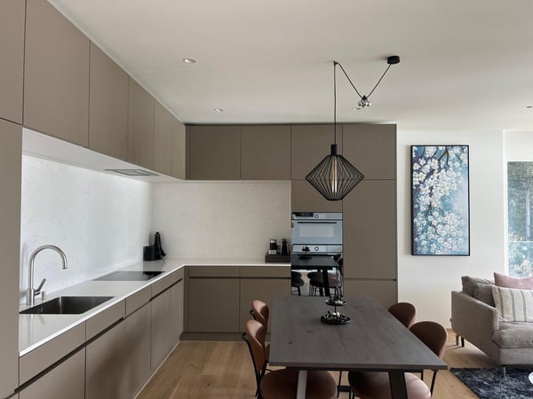 Exklusive 4-Zimmer-Neubau-Erstwohnung mit See- und Bergblick in Arosa 11