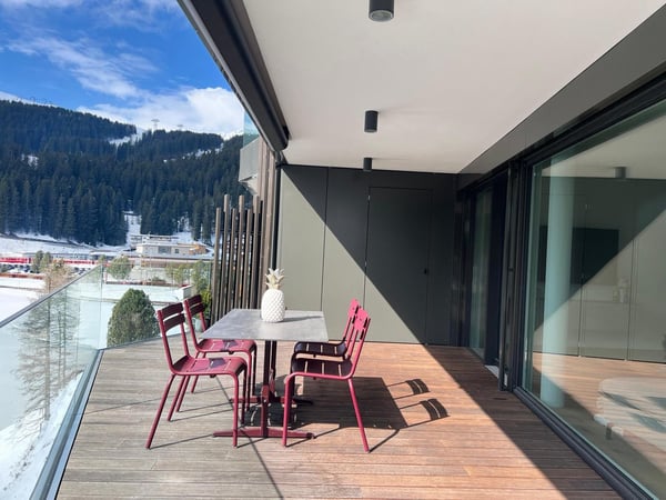 Exklusive 4-Zimmer-Neubau-Erstwohnung mit See- und Bergblick in Arosa 14