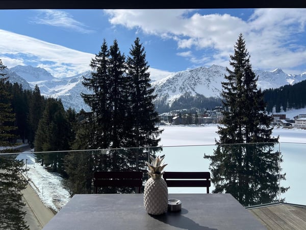 Exklusive 4-Zimmer-Neubau-Erstwohnung mit See- und Bergblick in Arosa 24
