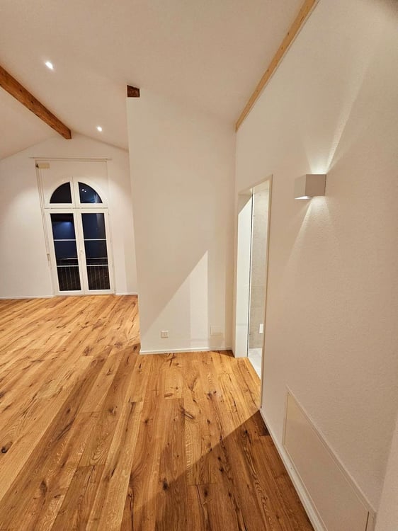 Helle 2.5-Zimmer-Wohnung mit Balkon und schöner Aussicht in Erlinsbach 7