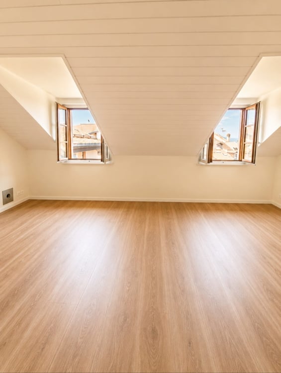 Charmant appartement rénové de 2,5 pièces au cœur du village d'Yens 4