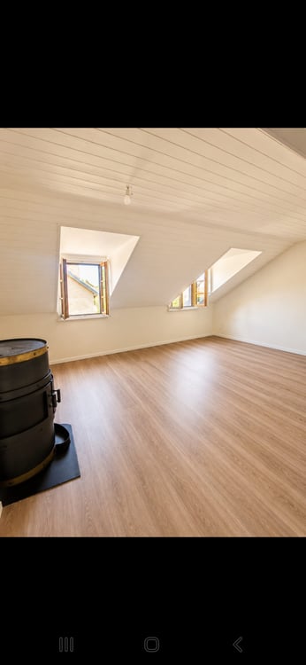 Charmant appartement rénové de 2,5 pièces au cœur du village d'Yens 7