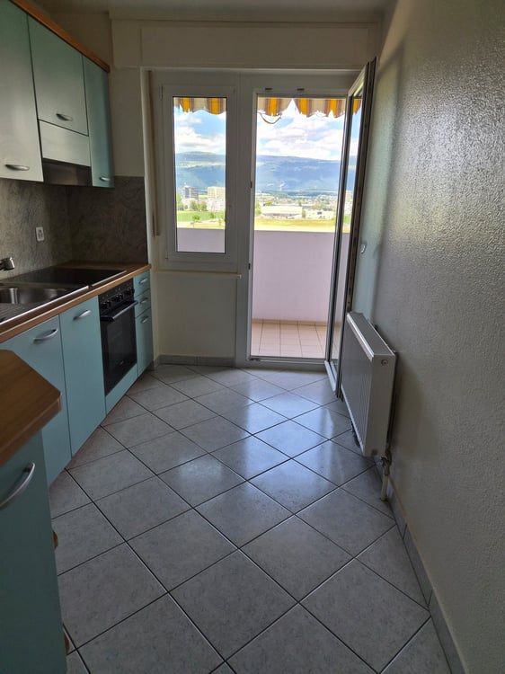Appartement 3 pièces + cuisine lumineux avec balcon à Yverdon-les-Bains 3
