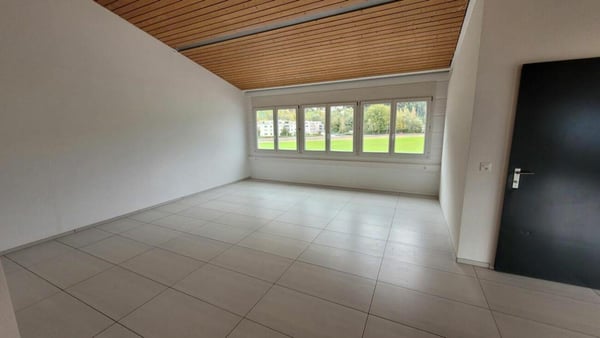 Helles Büro / frei einteilbarer Raum (Infrastruktur vorhanden) 4