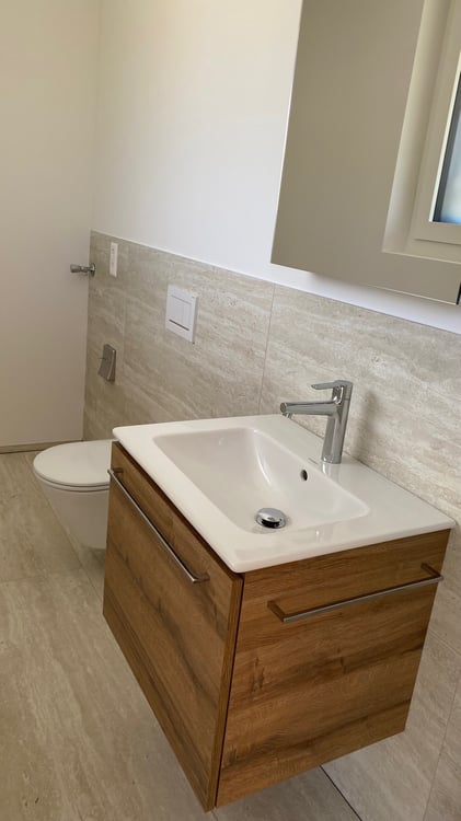 Erstvermietung: Topmoderne Attika-Wohnung im Eigentum Standard, Minergie effizient mit Solarstrom 17