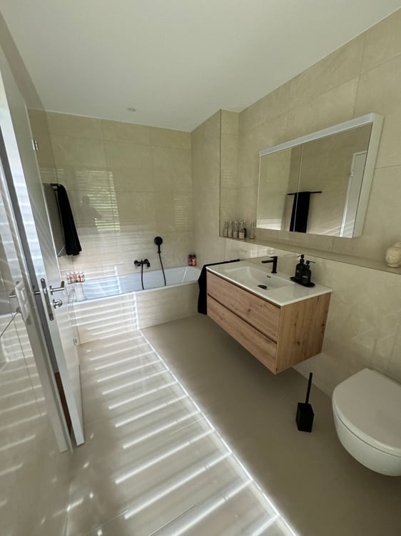 Luxuriöse Attikawohnung in Bestlage mit 100qm Panorama Terrasse und Lift direkt in die Wohnung 13