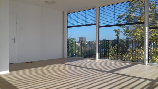 Modernes Büro an der Burgfelderstrasse 209 2
