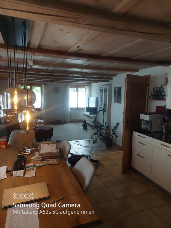 Charmante 5.5-Zimmer-Wohnung mit schöner Aussicht in Detligen 4