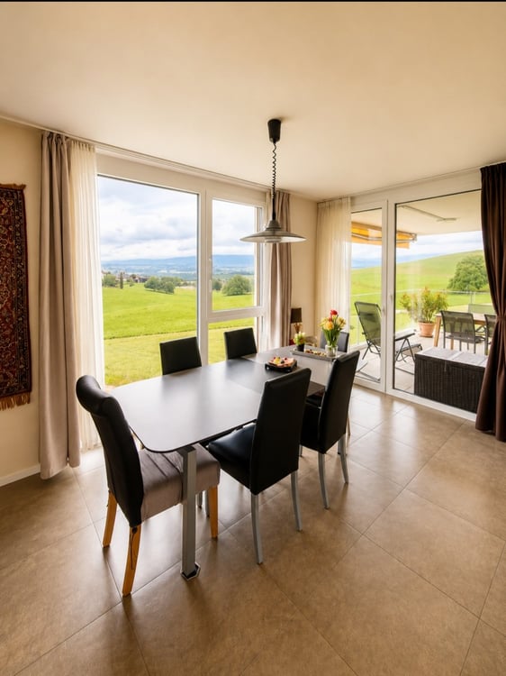 Spacieux appartement de 4.5 pièces avec balcon à Villars-Ste-Croix 9