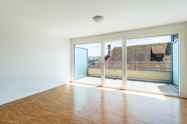 Helles Studio mit Balkon und schöner Aussicht in Delémont – sofort verfügbar! 3