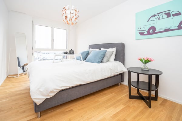 Appartement moderne de 4.5 pièces / Modernes Wohnen in einem gemischten Stadt- und Naturgebiet 8