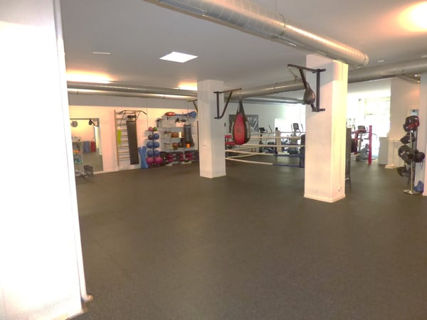 Wohn-/Geschäftshäuser Belpstrasse 14, 16, 18 / Veräusserung im Baurecht 8