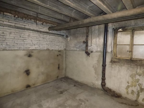 Wohn-/Geschäftshäuser Belpstrasse 14, 16, 18 / Veräusserung im Baurecht 23