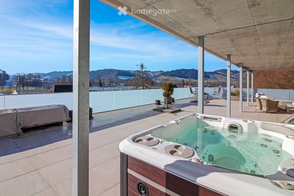 Grosszügige 5.5 Zimmer Attikawohnung mit 94 m2 Terrasse 13