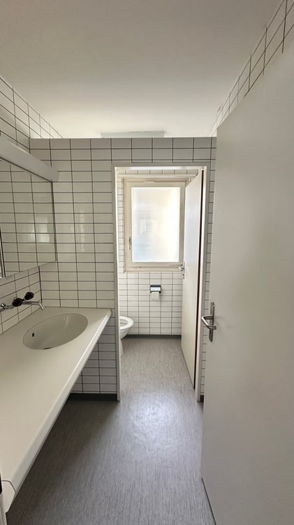 Büroräume , Lagerräume , Atelier oder Praxisräume in Grenchen 6