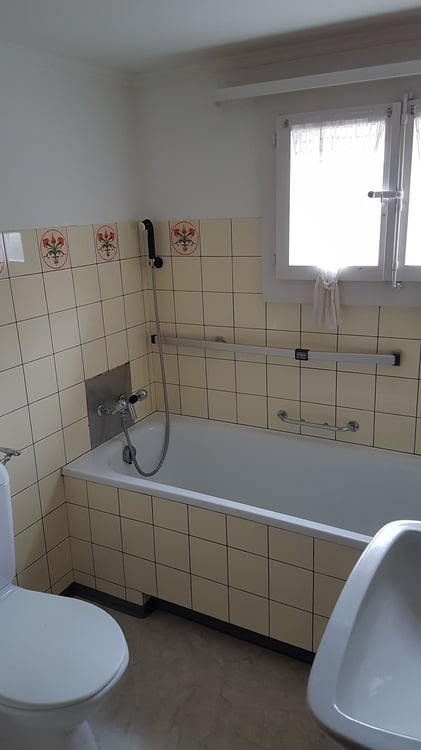 Charmantes 7.5-Zimmer-Einfamilienhaus in Erlenbach im Simmental – Traditionelles Schweizer Holzhaus 16