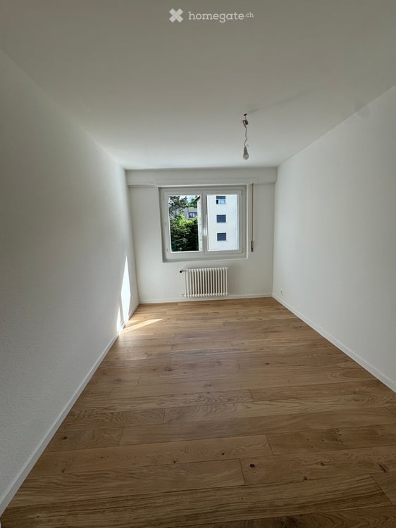 Grand appartement 4 pièces lumineux avec balcon à Lausanne 7