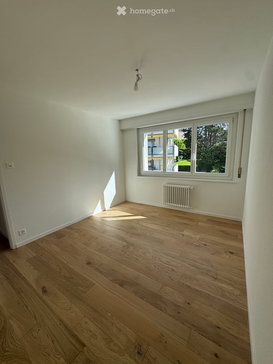 Grand appartement 4 pièces lumineux avec balcon à Lausanne 4