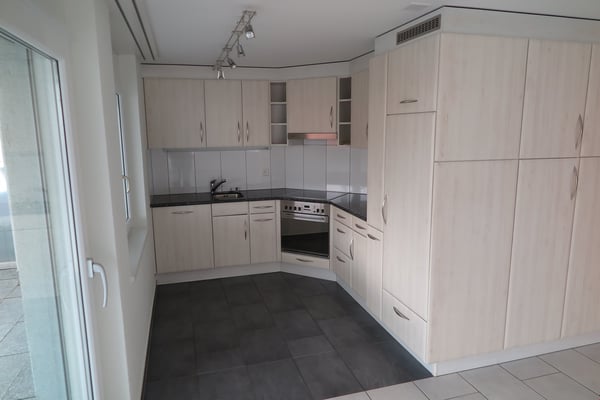 Exklusive, sehr schöne und grosse Attika-Wohnung 4