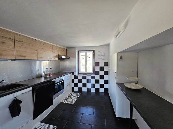 Maison villageoise avec studio indépendant au cœur de Nax Mont-Noble 4