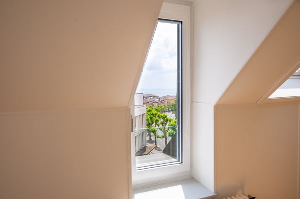 Magnifique appartement de 3.5 pièces rénové, 95 m², Gare de Neuchâtel 10