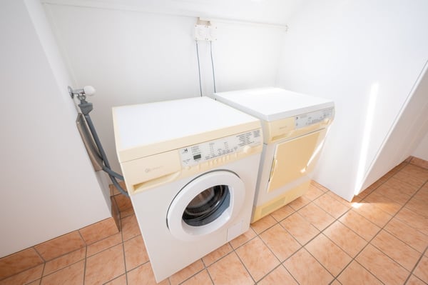 Magnifique appartement de 3.5 pièces rénové, 95 m², Gare de Neuchâtel 16