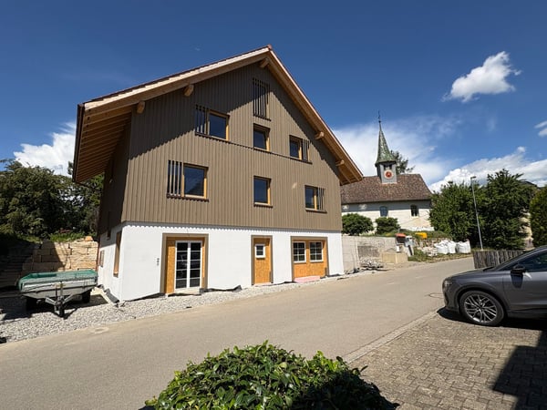 Neubau 7.5-Zimmer-Einfamilienhaus oder 2.5 und 4.5 Zweifamilienhaus in ruhiger Lage von Siblingen 1