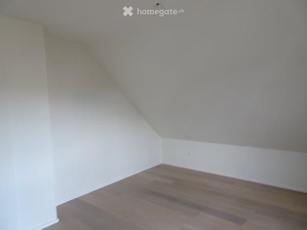 Charmante 4 Zimmer Maisonette Wohnung mit grossem Sonnenbalkon 15