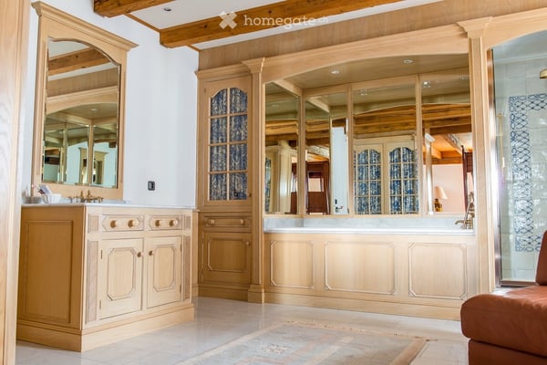 IMMEUBLE DE PRESTIGE AU CŒUR DE LA CHAUX-DE-FONDS 9