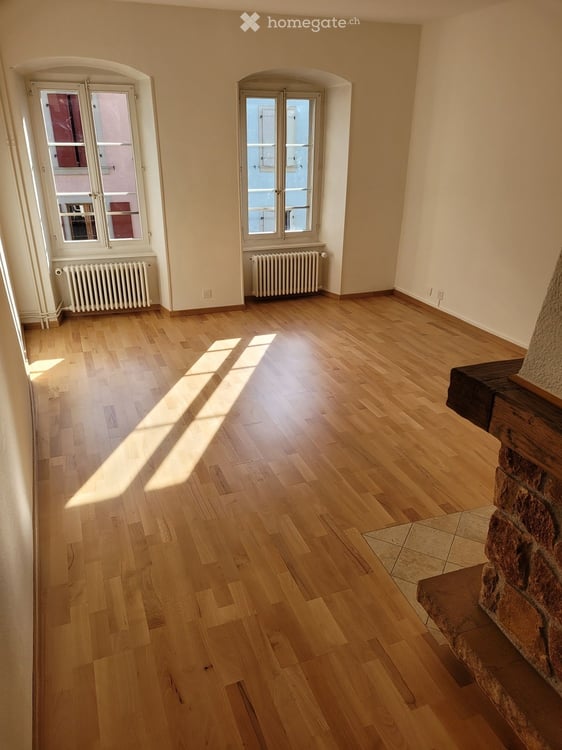 Charmant appartement en attique de 3.5 pièces à Villeneuve VD 2