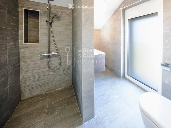 Maison bifamiliale moderne de 6 pièces à Aran – Disponible immédiatement 13