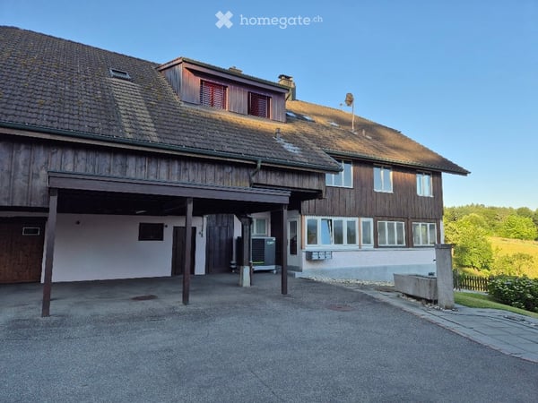 Charmante 3.5-Zimmer-Wohnung mit Balkon und schöner Aussicht in Rothrist 2
