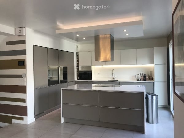 TRES BELLE MAISON MODERNE 170m2 AVEC JARDIN ET STUDIO INDEPENDANT, PROCHE GENEVE 2